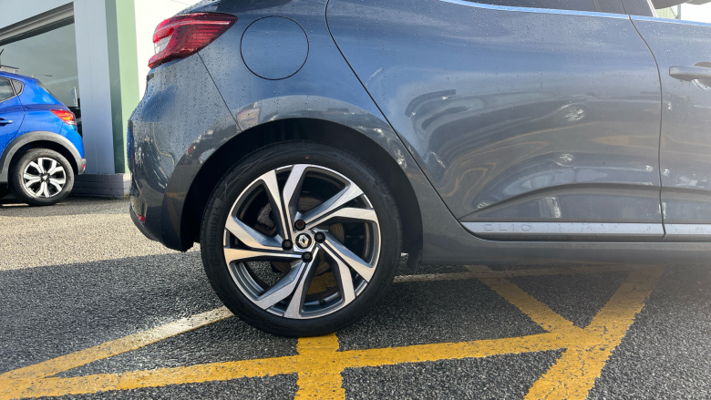 Renault Clio 1.0 TCe 90 RS Line 5dr Petrol Hatchback